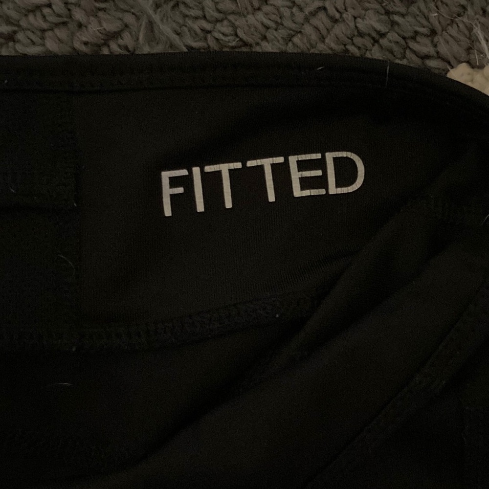 3/$15 Danskin Now Black Capri Leggings size Medium 8-10 - Picture 3 of 3